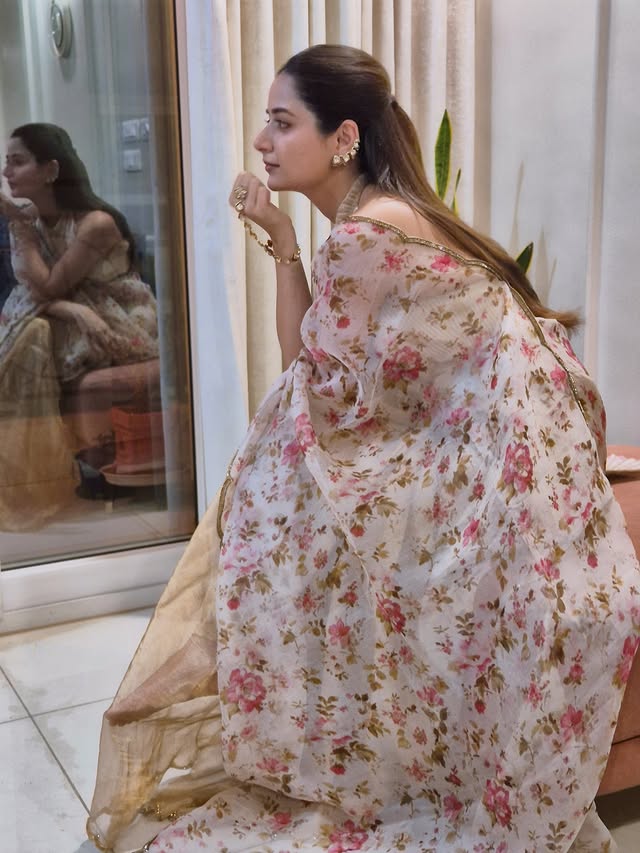 Ashika Ranganath Photo Gallery