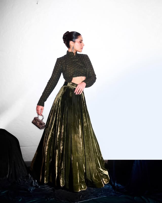Raashii Khanna Photo Gallery