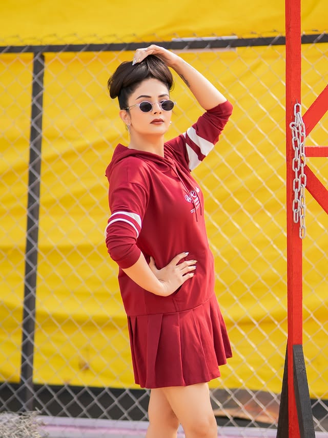 Sreemukhi Photo Gallery