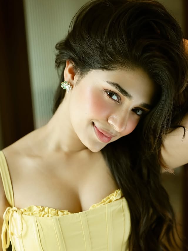 Krithi Shetty (Source /instagram) Krithi Shetty Photo Gallery