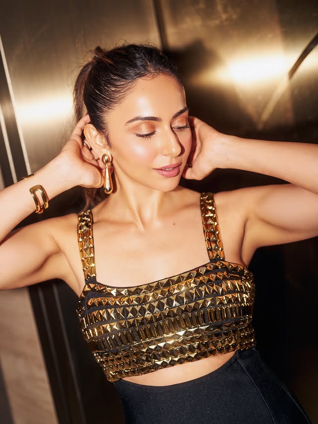 Rakul Preeth Singh Photo Gallery
