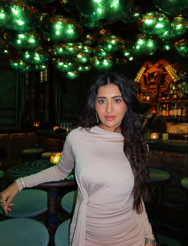 Rashi Singh ( Source / Instagram ) Rashi Singh photo Gallery
