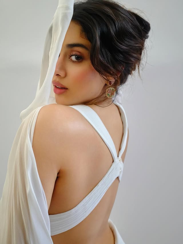 Janvikapoor (Source /Instagram ) Janvikapoor Photo gallery