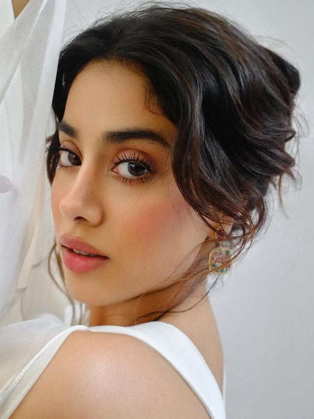 Janvikapoor (Source /Instagram ) Janvikapoor Photo gallery
