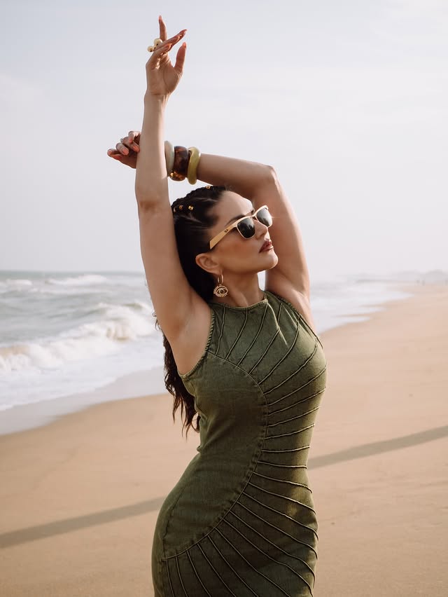 Sunny Leone ( Source / Instagram) Sunny Leone photo Gallery