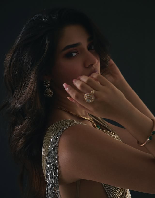 Krithi Shetty (Source /instagram) Krithi Shetty Photo Gallery