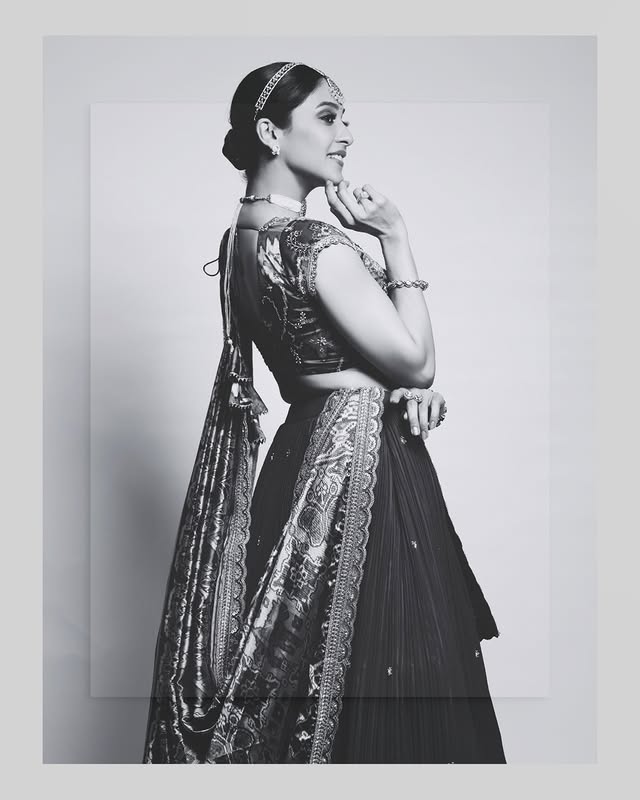 Regina cassandra ( Source / Instagram ) Regina cassandra Photo Gallery