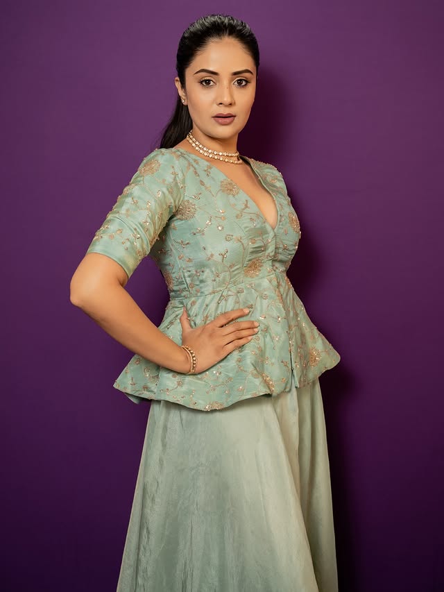 Sreemukhi (Source /Instagram) Sreemukhi Photo Gallery Sreemukhi