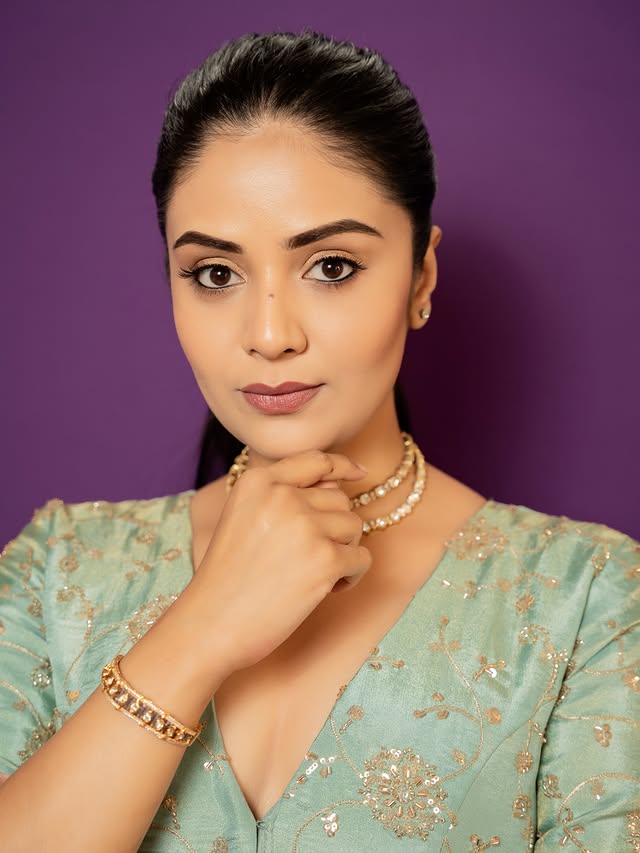 Sreemukhi (Source /Instagram) Sreemukhi Photo Gallery Sreemukhi
