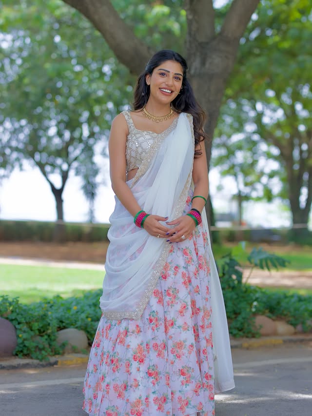 Supritha ( Source / Instagram ) Supritha photo Gallery
