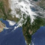 నింగిలో 1,000 కి.మీ భారీ మేఘమాల.. ఉత్తర భారతంలో వర్షాల బీభత్సమేనా?