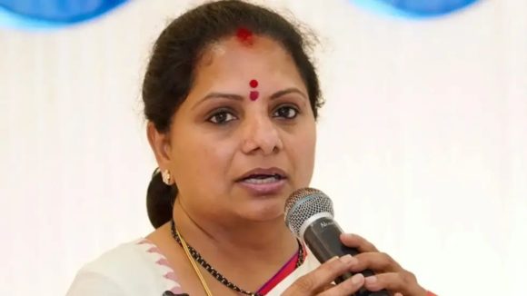నేతన్నల పొట్ట కొడుతున్న కాంగ్రెస్ సర్కార్.. కల్వకుంట్ల కవిత విమర్శలు!