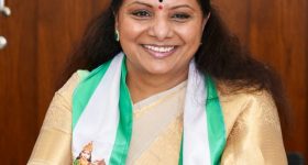 బెంగాల్ అసెంబ్లీ ఎన్నికల సిత్రాలు..  హుగ్లీ నదిలో ప్రధాని మోదీ ప్రయాణం, లాహిరి లాహిరి లాహిరిలో