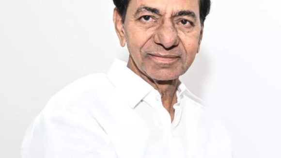 కేసీఆర్ ఆరోగ్య‌‘మస్తు’.. పెద్ద‌సారు ముఖం క‌ళ‌క‌ళ‌!