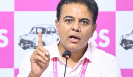 మ‌మ్మ‌ల్ని గెలిపిస్తే… ఇట్ల‌నే ఉండేదా? జ‌నం ఆలోచించుకోవాలె.. ఇక‌నైనా!