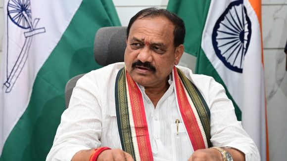 మ‌హేశ్‌కు మంత్రి చాన్స్ లేన‌ట్టే!  వైఎస్‌-డీఎస్ జోడీ హిస్ట‌రీ… రేవంత్‌-మ‌హేశ్‌తో రిపీట్ అవుతుందా?