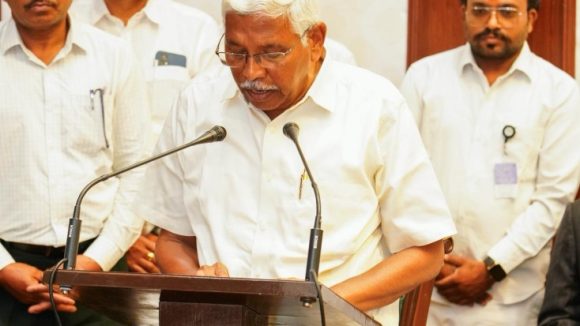 సార్‌..! మీకు ఆ రాజ‌కీయాలు సెట్ అవుతాయా? ఆ గుంపులో క‌లుస్తున్నారా? కోదండ‌రామ్‌ను వారించిన ఆ మేథావి ఎవ‌రు?