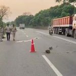 తిరుపతిలో ఘోర ప్రమాదం.. బైక్‌ను ఢీకొన్న లారీ.. స్పాట్‌లో ఇద్దరు యువకుల దుర్మరణం!
