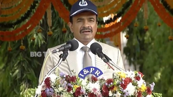 తెలంగాణ డీజీపీ శివధర్ రెడ్డికి ఘనంగా వీడ్కోలు.. కొత్త బాధ్యతల్లోకి సీనియర్ అధికారి.. ఎవ‌రంటే?