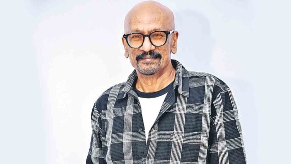 రమణ గోగుల గుండు వెనుక రహస్యం ఏంటో తెలుసా..గొప్ప ప్రేమంటూ!