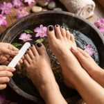 Pedicure: పార్లర్‌లో ఖర్చు పెట్టడం అనవసరం.. ఇంట్లోనే ఇలా పెడిక్యూర్ చేసుకోండి