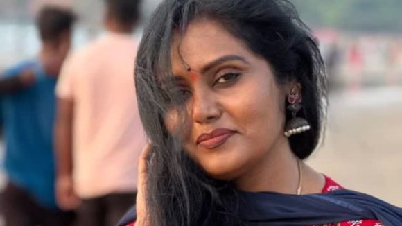 ఊర్లోకి అడుగుపెడితే చంపేస్తామన్నారు.. భయంతో అలాంటి పని చేసిన బుల్లితెర నటి!