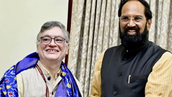వర్షాకాలం ముందే టెస్టులు పూర్తి.. ఆ తర్వాతే శాశ్వత మరమ్మతులు.. ఎన్ డీఎస్ ఏ ఛైర్మన్‌తో మంత్రి ఉత్తమ్ భేటీ