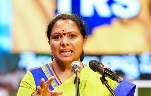 టీఆరెస్ పార్టీ పేరును ఎంచుకోవ‌డ‌మే…బీఆరెస్‌పై క‌విత తొలి విజ‌యం!