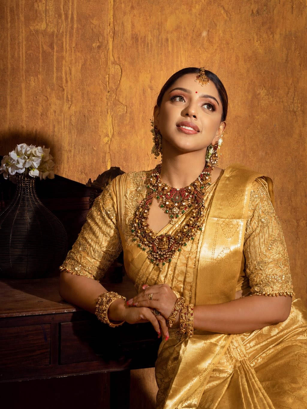 Deviyani Sharma (Image Credit: Instagram) Actress Deviyani Sharma photo gallery