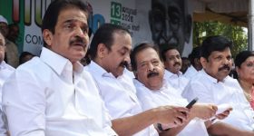 కేరళం కొత్త సీఎం ఎంపికపై ఏఐసీసీ కసరత్తు.. ఎమ్మెల్యేల ఓపీనియన్ తీసుకుంటున్న పరిశీలకులు, ఆయన వైపే