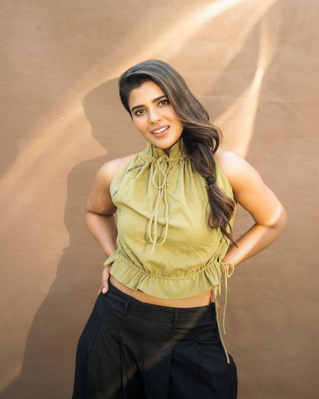 Aishwarya Rajesh : స్టైలిష్ లుక్ భాగ్యం అందాలు చూడతరమా.. అబ్బా భలే ఉంది కదూ..!