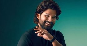 ఆ డైరెక్టర్ ను ఇంటికి పిలిపించి మరి తిట్టిన అల్లు అర్జున్... ఇన్నాళ్లకు బయటపెట్టిన డైరెక్టర్?