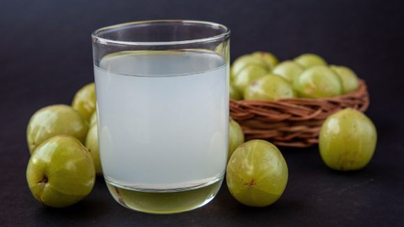 Weightloss: ఉదయం ఖాళీ పొట్టతో ఉసిరి జ్యూస్ తాగారంటే బరువు ఎంత వేగంగా తగ్గుతారో తెలుసా?
