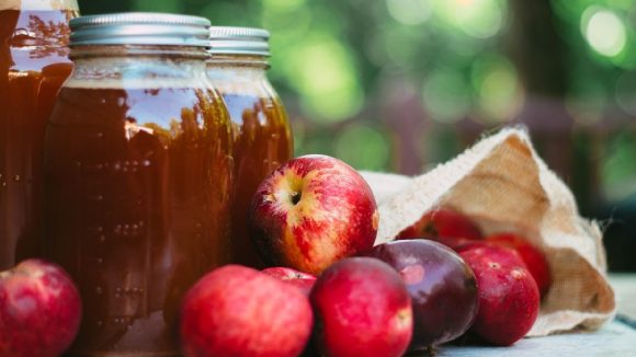 Apple Cider Vinegar: వెయిట్ లాస్ కోసం ఆపిల్ సిడర్ వెనిగర్ తాగుతున్నారా? ఆరోగ్యానికి ఎన్నిరకాలుగా ముప్పు తెలుసా?