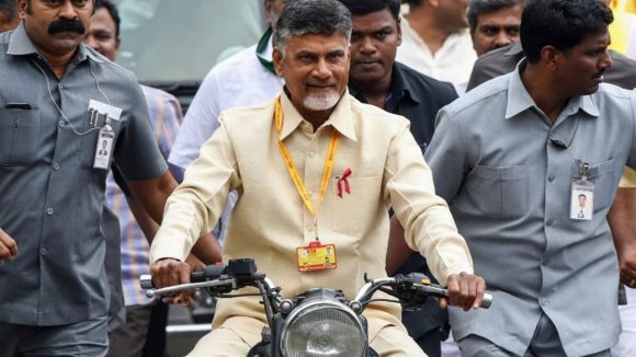 బుల్లెట్ బండితో బాబుకు విడదీయని బంధం.. ఆ ర్యాలీనే చంద్రబాబును సీఎంను చేసిందా?