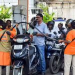 సామాన్యుడికి జేబుకు మళ్లీ చిల్లు..  పెట్రోల్-డీజిల్ ధరలు పెంచిన కంపెనీలు, లీటర్‌కు ఎంతంటే..