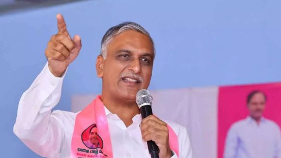 ధాన్యం కొనరా.. రైతులను ముంచేస్తారా? రేవంత్ సర్కార్‌పై హరీష్ రావు ఫైర్