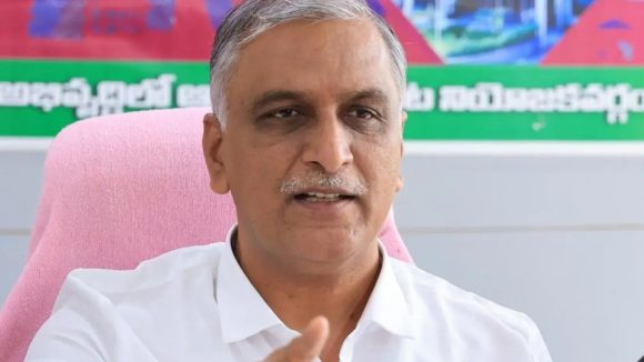 రైతుల కన్నీళ్లు రేవంత్ రెడ్డికి పట్టవా?.. IKP కొనుగోలు కేంద్రాల్లో హరీశ్ రావు ఆగ్రహం..