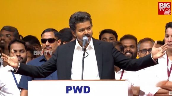 ముఖ్యమంత్రిగా విజయ్.. తొలి సంతకం దానిపైనే!