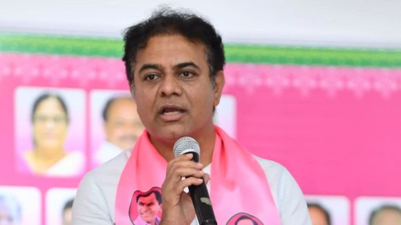 సీఎం రేవంత్ రెడ్డిపై అనుచిత వ్యాఖ్యలు.. కేటీఆర్‌పై కేసు నమోదు చేయాలని పోలీసులకు కాంగ్రెస్ ఫిర్యాదు