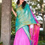 Manasa Varanasi : పట్టు లంగావోణీలో మెరిసిపోతున్న మానస.. కుర్రాళ్ళు తట్టుకోలేరు..!