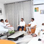 టీడీపీలో సరికొత్త సంప్రదాయం.. నేతలు, కార్యకర్తలను ఏకం చేస్తున్న డిన్నర్ మీట్స్