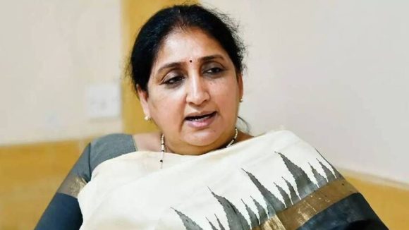 2,18,034 ఓట్ల మెజారిటీ.. దేశ చరిత్రలోనే సరికొత్త రికార్డు సృష్టించిన సునేత్రా పవార్!