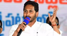 వ్యవస్థలు గాడి తప్పాయా? సోషల్ మీడియా అరెస్టులపై మాజీ సీఎం జగన్ సంచలన ఆరోపణలు!