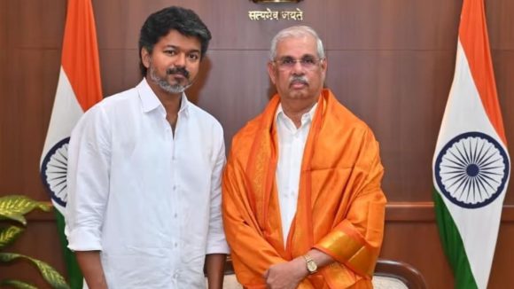 TamilNadu Politics: తమిళనాడులో సేమ్ సీన్.. విజయ్ ప్రభుత్వంపై గవర్నర్ ఆఫీసు క్లారిటీ, మళ్లీ మొదటికి