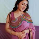 Priyanka Mohan : పింక్ శారీలో క్యూట్ స్మైల్ తో కట్టిపడేస్తున్న ప్రియాంక.. ఫోటోలు వైరల్..
