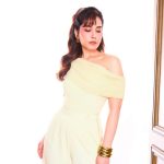 Raashii Khanna : యెల్లో డ్రెస్ లో రాశి కిర్రాక్ స్టిల్స్.. చూస్తే పిచ్చెక్కిపోవాల్సిందే ..