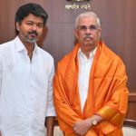 తమిళనాట రాజకీయాలు కొత్త మలుపు.. గవర్నర్‌తో విజయ్ మరోసారి భేటీ, ప్రభుత్వం ఏర్పాటుకు గ్రీన్‌ సిగ్నల్
