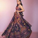Wamiqa Gabbi: లెహంగాలో అదరగొట్టిన వామిక.. పిక్స్ సూపర్ అంతే..