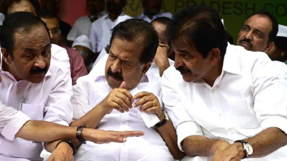 కేరళం చుట్టూ కొత్త రాజకీయాలు.. కాంగ్రెస్-బీజేపీ మధ్య మాటల యుద్ధం, ఏం జరుగుతోంది?